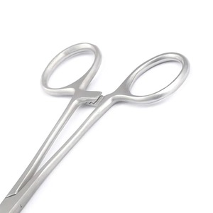 Pinzas Quirúrgicas de Acero Inoxidable HERMANN MEDITECH Kocher 140 mm Curvas 312-319-140, Juego de Instrumentos Manuales para Agarrar Tejidos de Forma Segura - Product Image 5