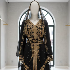 ชุดเดรสยาวปักลายทองคำขาวแบบราชวงศ์ ผ้าคลุมทับผ้าจอร์เจียต์สีดำหรูหรา ประดับคริสตัลระยิบระยับด้วยลูกปัดสีทอง ป้องกันไฟฟ้าสถิต - Product Image 1