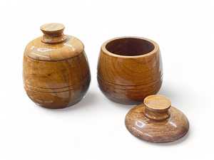 Pot de rangement en bois d'acacia avec couvercle, récipient de rangement de cuisine en bois fait main, pot à épices en bois naturel, rangement alimentaire décoratif - Product Image 1