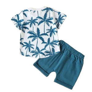 ชุดเสื้อผ้าสำหรับเด็กวัยหัดเดินแบบลำลองสำหรับฤดูร้อนของเด็กผู้ชายชุดเสื้อยืดลายดอกไม้ผ้าฝ้ายสุดเท่ห์และกางเกงขาสั้นผ้า100% คอมบ์ขนาดกะทัดรัด - Product Image 2