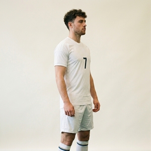 Ensemble de maillots et shorts d'entraînement de football sublimés, respirants, anti-humidité, à manches courtes, athlétiques, toutes saisons, pour adultes, devant - Product Image 2