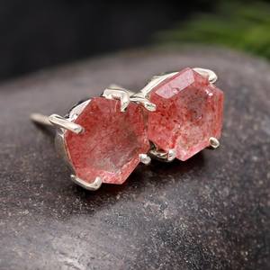 Boucles d'oreilles hexagonales en quartz fraise naturel, argent sterling 925 plaqué or, bijoux ethniques faits à la main, cadeau pour femme - Product Image 4
