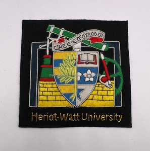 Nouveaux patchs en caoutchouc de transfert de chaleur personnalisés à la mode Badges en PVC étiquettes toile imprimée Style à coudre tissu sergé en caoutchouc fiable - Product Image 6