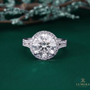 แหวนหมั้นเพชรแล็บเกรดพรีเมียมทรงฮาโล ทองคำขาว 14K/18K ดีไซน์แยกก้าน รับรองโดย IGI ทรงบริลเลียนต์ สำหรับผู้หญิง - Product Image 5