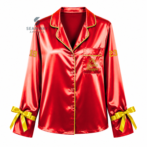 Ensemble de pyjama en satin pour femmes NSPDK, manches longues, boutonné, brodé, deux pièces, rouge avec bordure dorée, ensemble de détente - Product Image 2