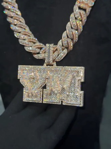 Colgante de Moissanita con Letra YM Personalizada, Microincrustaciones, Corte Brillante Redondo, Chapado en Oro, Joyería Hip Hop para Hombre - Product Image 1