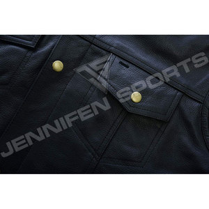 Chaleco de Motocicleta de Cuero Genuino para Hombre, Hecho con Calidad Premium para Motociclistas que Buscan una Opción de Equipo de Conducción Elegante, Limpio y Duradero - Product Image 4