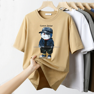 เสื้อยืดโอเวอร์ไซส์ทรงบ็อกซี่ รุ่นเรลักซ์ฟิต เนื้อผ้านุ่มพิเศษ ไซส์พลัส 220 กรัม ผ้าฝ้าย 100% แขนสั้น แห้งเร็ว ระบายอากาศได้ดี รับสั่งทำพิเศษสำหรับผู้ชาย ปี 2025 - Product Image 2