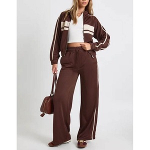 Ensemble de survêtement personnalisé en gros pour homme, style streetwear, avec veste en molleton nylon/coton à col montant et logo frontal, et short - Product Image 3