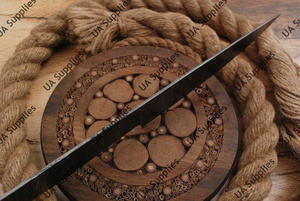 Cuchillo de Chef Profesional UA Supplies, Forjado a Mano en Acero de Damasco con Patrón Trenzado, Espiga Completa, Ambidiestro, Acabado Cepillado, Moderno - Product Image 4