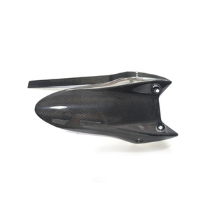 Pièces de moto en fibre de carbone de qualité carbone brillant hugger arrière étendu pour Triumph <span class=keywords><strong>street</strong></span> <span class=keywords><strong>triple</strong></span> 765RS 2020 - Product Image 2