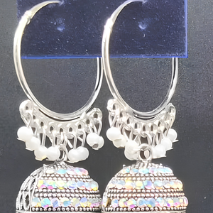 Pendientes Jhumka de Aro de Plata Oxidada India con Cristales de Estrás, Diseño de Cúpula de Media Luna de Bali y Perlas, Joyería al por Mayor, Par - Product Image 1
