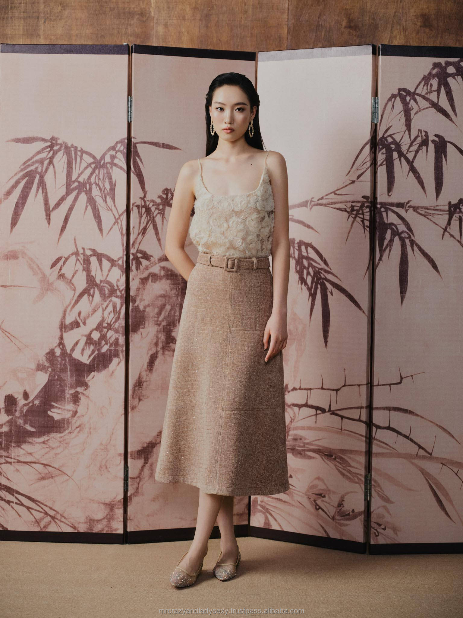 สีน้ำตาลเบจ