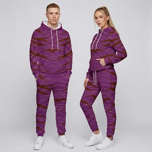 Conjunto Deportivo de Dos Piezas Personalizado al por Mayor con Logotipo para Hombre y Mujer, Ropa Deportiva Sublimada, Fabricante de Conjuntos Deportivos Personalizados - Product Image 1