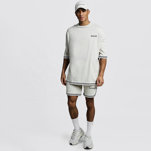 Ensemble de plage pour homme personnalisé, t-shirt à manches courtes en tissu éponge et short, motif uni, respirant, style streetwear - Product Image 1