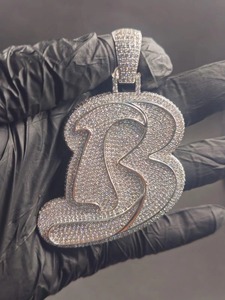 Colgante de Plata 925 con Letra B y Moissanita, Incrustaciones de Cristal y Diamantes de Imitación, Estilo Hiphop, Joyería Unisex - Product Image 1