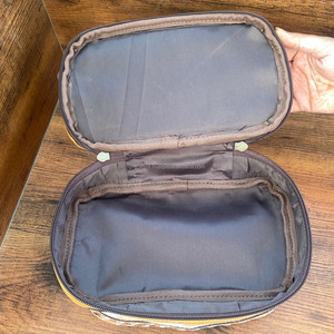 Newest 2024 Luxury Hand Tooled Floral Travel Cosmetic Bag <b>for</b> Women's Western Hair on Cowhide Multifunction <b>Makeup</b> Organizer Bag - Product Image 6