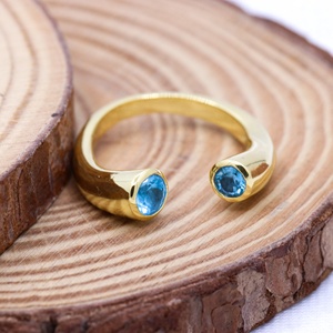 Anillo Abierto de Plata de Ley 925 con Dos Piedras de Topacio Azul Natural, Chapado en Oro Amarillo, Joyas Memoria, Venta al Por Mayor - Product Image 2