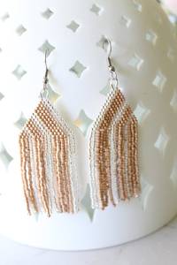 Boucles d'oreilles pendantes faites à la main de style bohème avec perles de rocaille pour femmes et filles, nouveaux bijoux tendance pour les fêtes et les cadeaux - Product Image 2