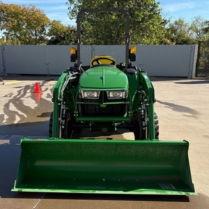 Tractor John Deere 3038E Económico en Venta, Disponible y Listo para Entrega Rápida. Ordene Su Tractor Hoy al Mejor Precio - Product Image 2