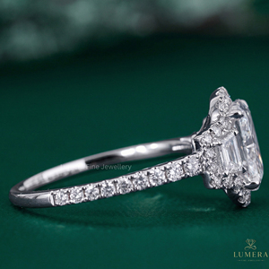 Custom <b>Cushion</b> and <b>Round</b> Cut Diamond Ring D E Color VVS2 VVS VS Clarity Precision Fine Jewelry Design for Elegant Engagement - Product Image 3