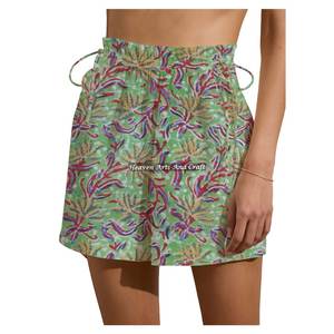 Shorts d'entraînement et de yoga pour femme, imprimés à la main au bloc, avec cordon de serrage, pour le week-end et l'été - Product Image 6