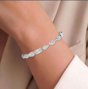Pulsera de tenis unisex chapada en oro de 18 quilates con piedra natural de corte brillante redondo y engaste de garra, ideal para regalo o fiesta. - Product Image 3