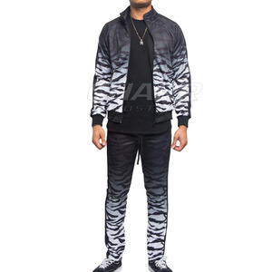 Conjuntos Deportivos de Dos Piezas de Algodón Transpirable Bordado para Invierno, Trajes Deportivos Casuales para Hombre, Nuevo Conjunto Deportivo con Logotipo Personalizado, Color Blanco - Product Image 4