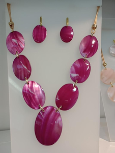 Collar de Resina con Conchas, Color y Tamaño Personalizados, Cuentas de Resina Hechas a Mano, Únicas, Ultra Brillantes, Origen Indio, por Perfect Enterprises - Product Image 6