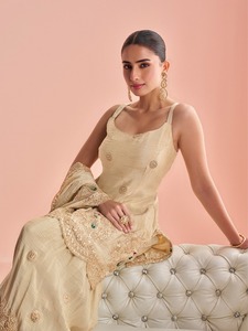 Conjunto de Kurti y Palazzo para Mujer, con Bordado Único y Lentejuelas, Compra Directa del Proveedor al Precio Más Bajo, a la Moda - Product Image 6