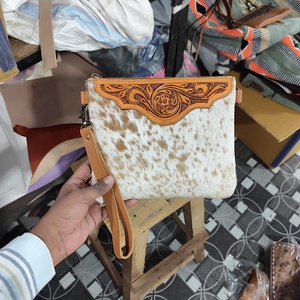 Sac à main et portefeuille unisexe en cuir de vachette naturel de style bohème d'automne, fait à la main, tendance et élégant, en cuir véritable - Product Image 1