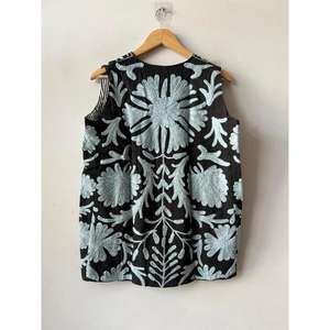 Chaleco de Algodón Personalizable de Alta Calidad con Bordado Floral Suzani, Estilo Boho Vintage, Regalo para Ella - Product Image 5