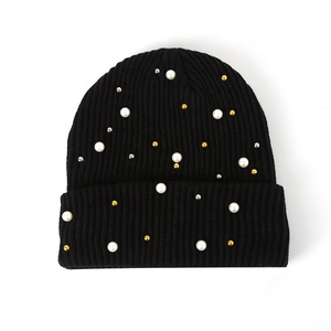 Unisex Knit Beanie Hat With Pearl Rhinestone <b>Decoration</b> Solid Color <b>Winter</b> Warm Cap Casual Style for Adults 56-58CM - Product Image 4