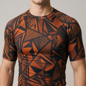 T-shirt de compression sportif à manches courtes avec logo personnalisé pour homme, entraînement sportif, gym, séchage rapide, performance athlétique - Product Image 4