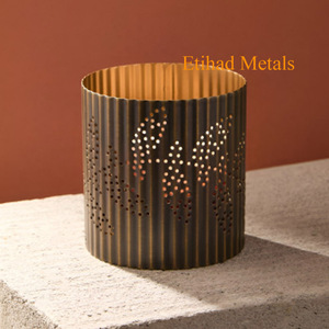 Recipiente metálico para velas con diseño exótico, tarro metálico clásico personalizado para velas, resistente al calor, ecológico, duradero, con acabado mate y logotipo personalizado. - Product Image 6