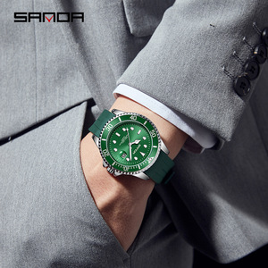 Reloj de cuarzo para hombre, calendario, resistente al agua, correa de silicona, reloj deportivo informal a la moda, reloj deportivo de negocios, luz nocturna sencilla - Product Image 1