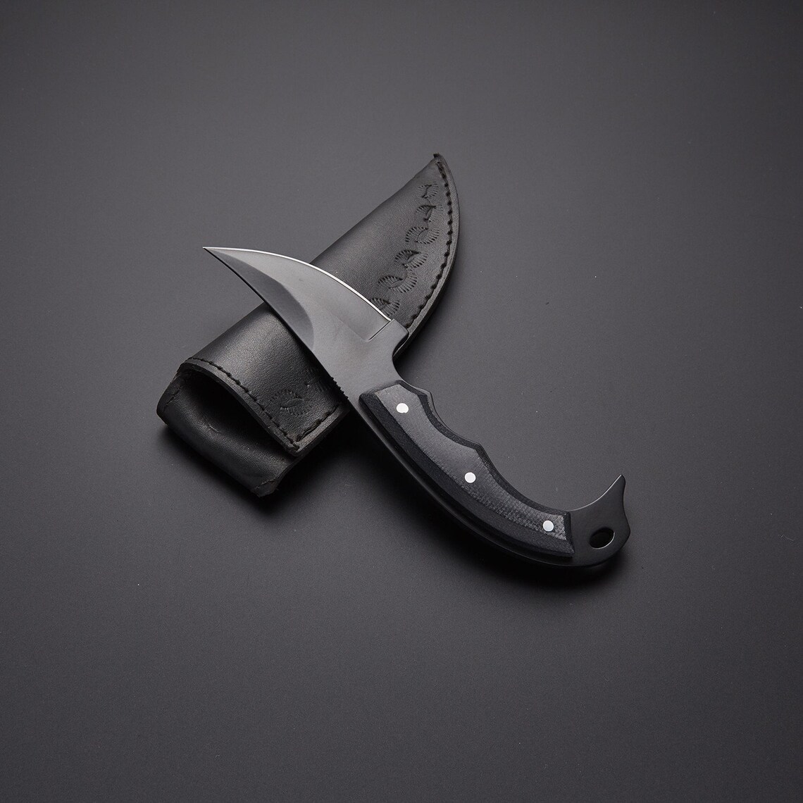 G10