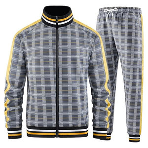 Conjunto Deportivo Personalizado de Poliéster para Hombre, para Marcas de Fitness y Ropa Deportiva, con Producción de Marca Privada y Pedidos al por Mayor - Product Image 1