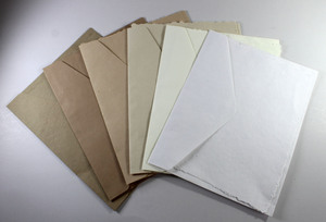Material Escolar, Papel Ecológico Blanco de 250 Gsm con Borde Decorativo, Sobre a Juego, Papel Reciclado Hecho a Mano con Fibra de Algodón - Product Image 5