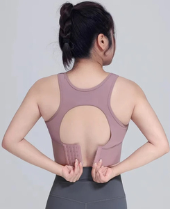 Soutien-gorge de sport pour femme grande taille avec poches, dos nageur, col rond, maintien élevé, respirant, sans coutures, couleur unie, haut d'entraînement - Product Image 4