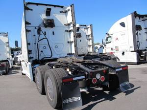 จัดส่งทันทีเมื่อใช้2021 FRE-IGH-TLINER DD15, DT12, HP455, APU - Product Image 3