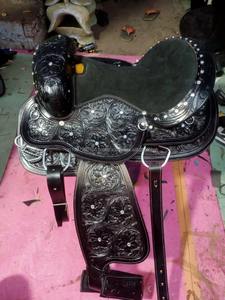 Selle d'équitation anglaise confortable très demandée avec arceau en bois et plastique, en cuir véritable, ajustement réglable pour cavaliers, meilleur prix du marché - Product Image 3