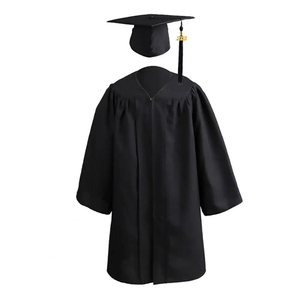 Conjunto Premium de 4 Piezas para Graduación: Toga, Birrete, Borla y Estola, Regalia Académica Personalizada para Ceremonias Escolares y Universitarias - Product Image 2