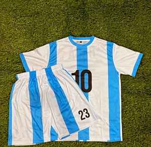 Uniforme de Baloncesto Personalizado al por Mayor de Alta Calidad, Conjunto de Sublimación de Camisetas de Fútbol Unisex, Impresión de Logotipo Personalizado, Bordado en la Parte Superior - Product Image 2