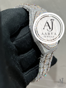 AARVA JEWELS Montre de luxe pour homme en acier inoxydable avec boîtier en moissanite, 40 mm, analogique, quartz, cristal saphir, bracelet de 20 mm, fermoir pliant - Product Image 5