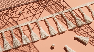 Bordure en coton à franges avec trois perles pour rideaux et décoration intérieure - Product Image 4