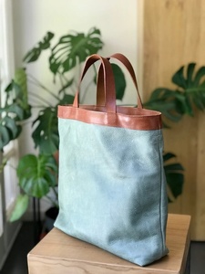 Sac fourre-tout en cuir souple pour femme de couleur personnalisée sac à bandoulière élégant sac à main de grande capacité avec sangle de chaîne sacs à main AV-0021 - Product Image 2