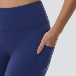 Nouveau design, pantalon évasé bleu marine pour femme, ajusté, avec poches et boutons - Product Image 6