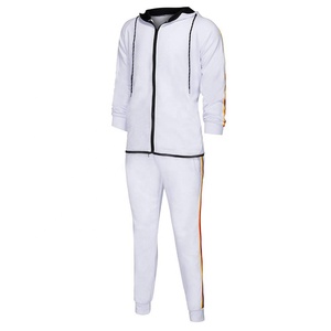 Combinaison de jogging personnalisée de printemps et d'automne la plus vendue Survêtements de fitness de loisirs doux et légers de haute qualité - Product Image 5