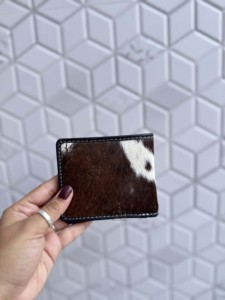 Cartera de Cuero con Diseño Único 2026, Cartera de Cuero con Estampado de Piel de Vaca, Tarjetero y Monedero para Hombre, Regalo para Él - Product Image 2